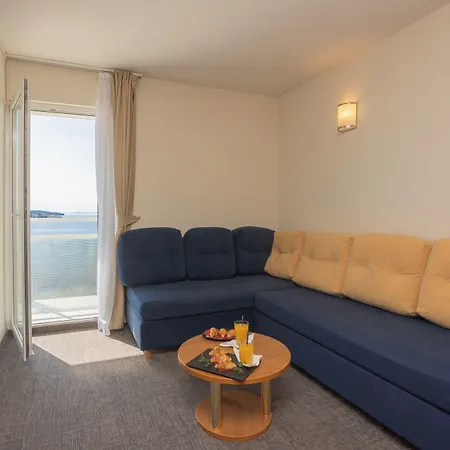 Punta 4* Vodice